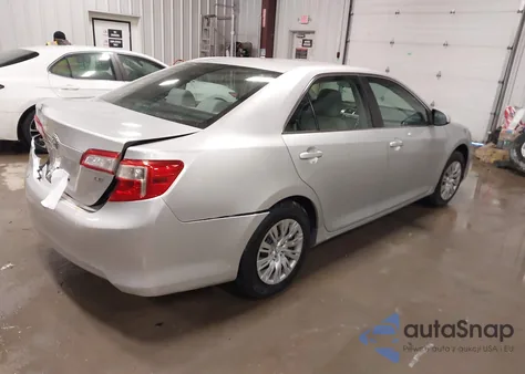 2012 Toyota Camry Le z USA, uszkodzony, nr VIN 4T4BF1FK4CR273723